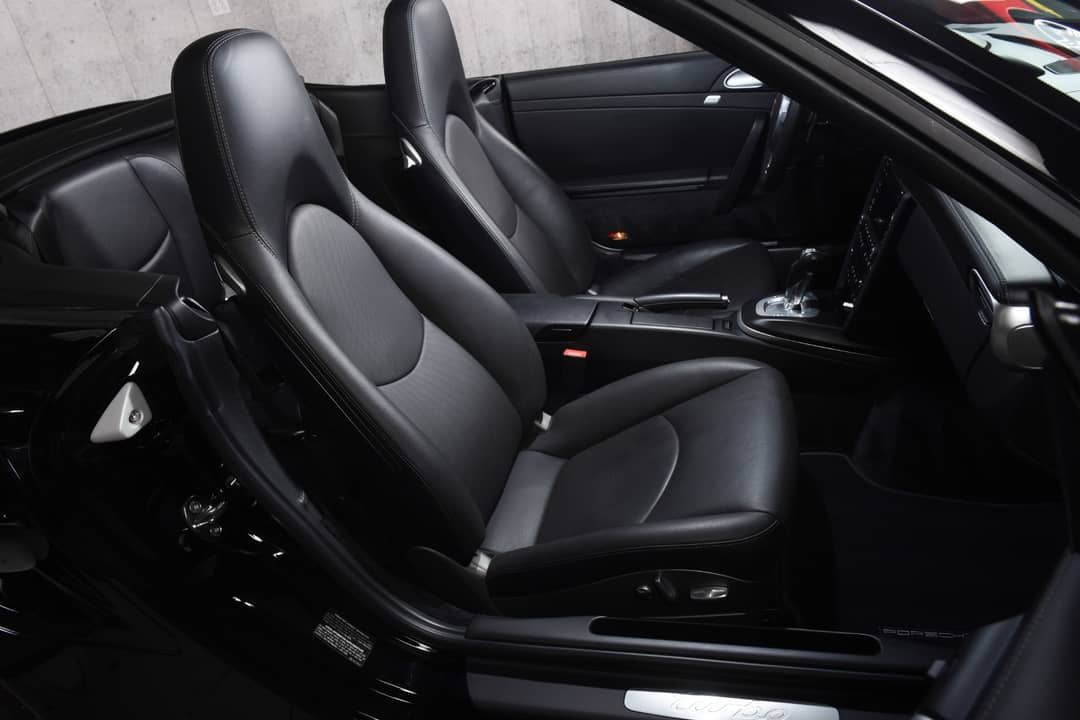2010 Porsche 911 Turbo — photo 18