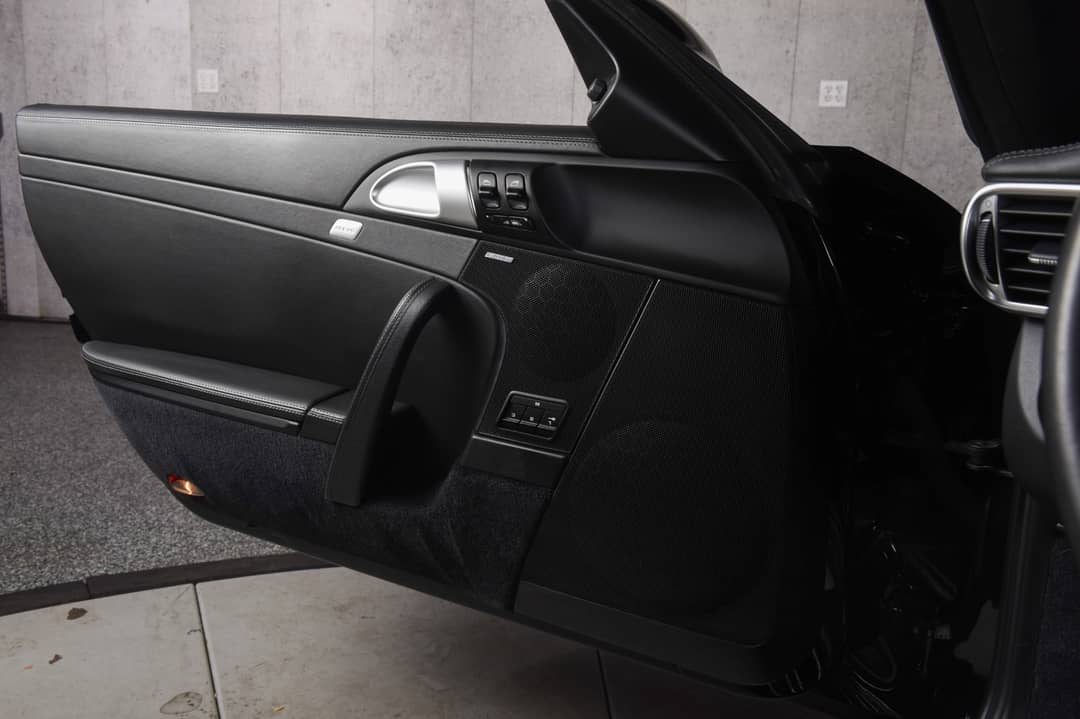 2010 Porsche 911 Turbo — photo 26