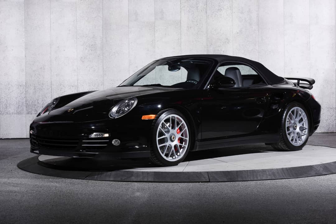 2010 Porsche 911 Turbo — photo 31