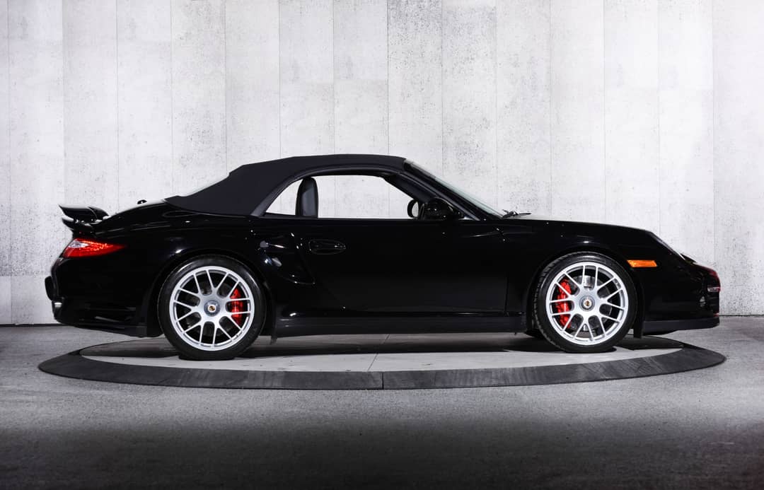 2010 Porsche 911 Turbo — photo 33