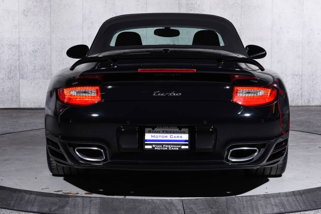 2010 Porsche 911 Turbo — photo 35