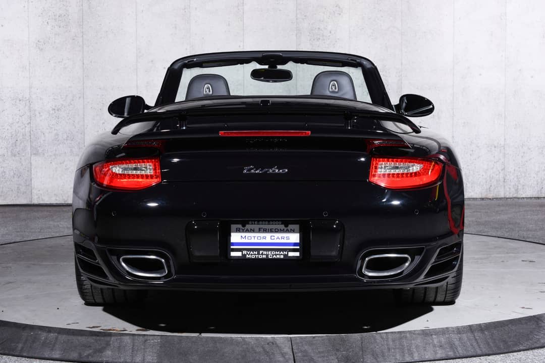 2010 Porsche 911 Turbo — photo 9