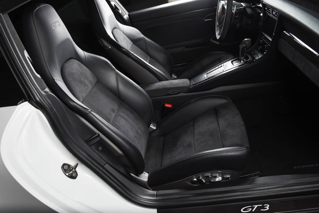 2015 Porsche 911 GT3 — photo 18