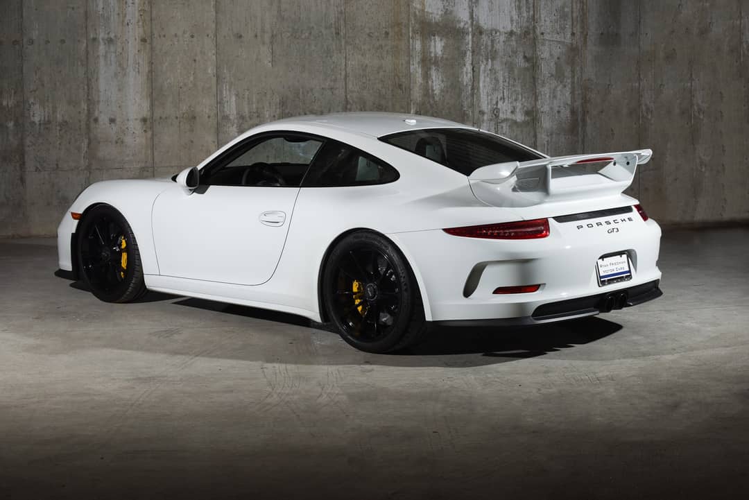 2015 Porsche 911 GT3 — photo 32
