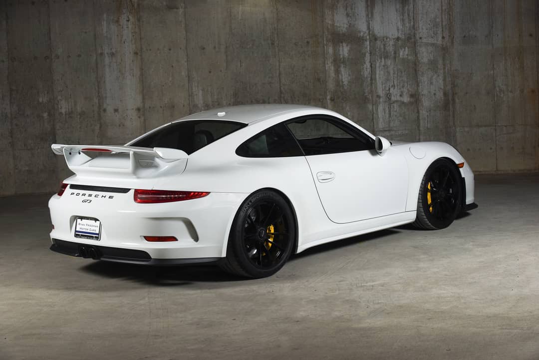 2015 Porsche 911 GT3 — photo 44