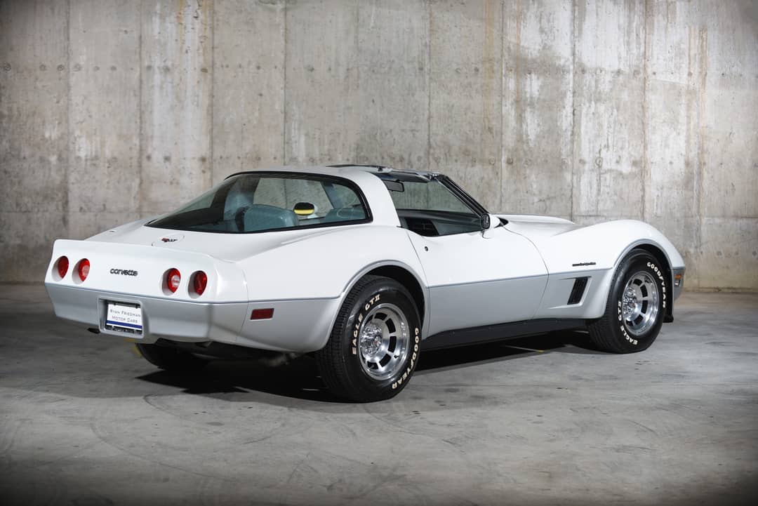 1982 Chevrolet Corvette — photo 16