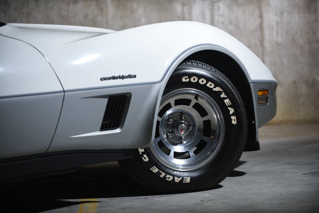 1982 Chevrolet Corvette — photo 18