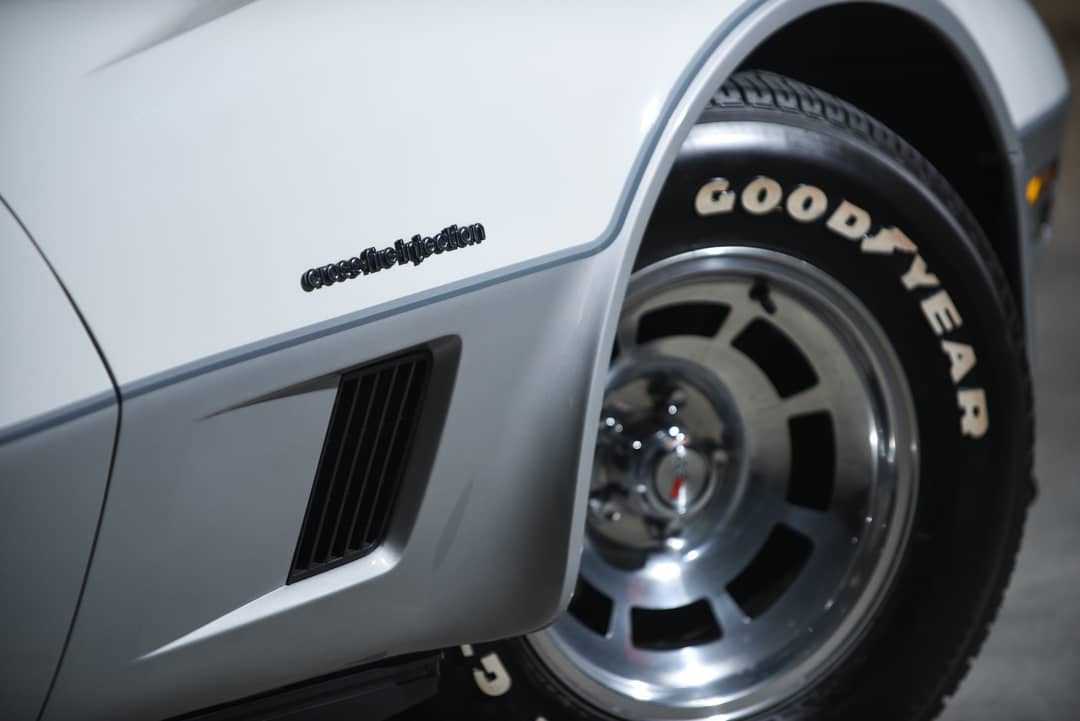 1982 Chevrolet Corvette — photo 19