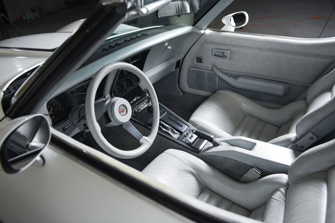 1982 Chevrolet Corvette — photo 21