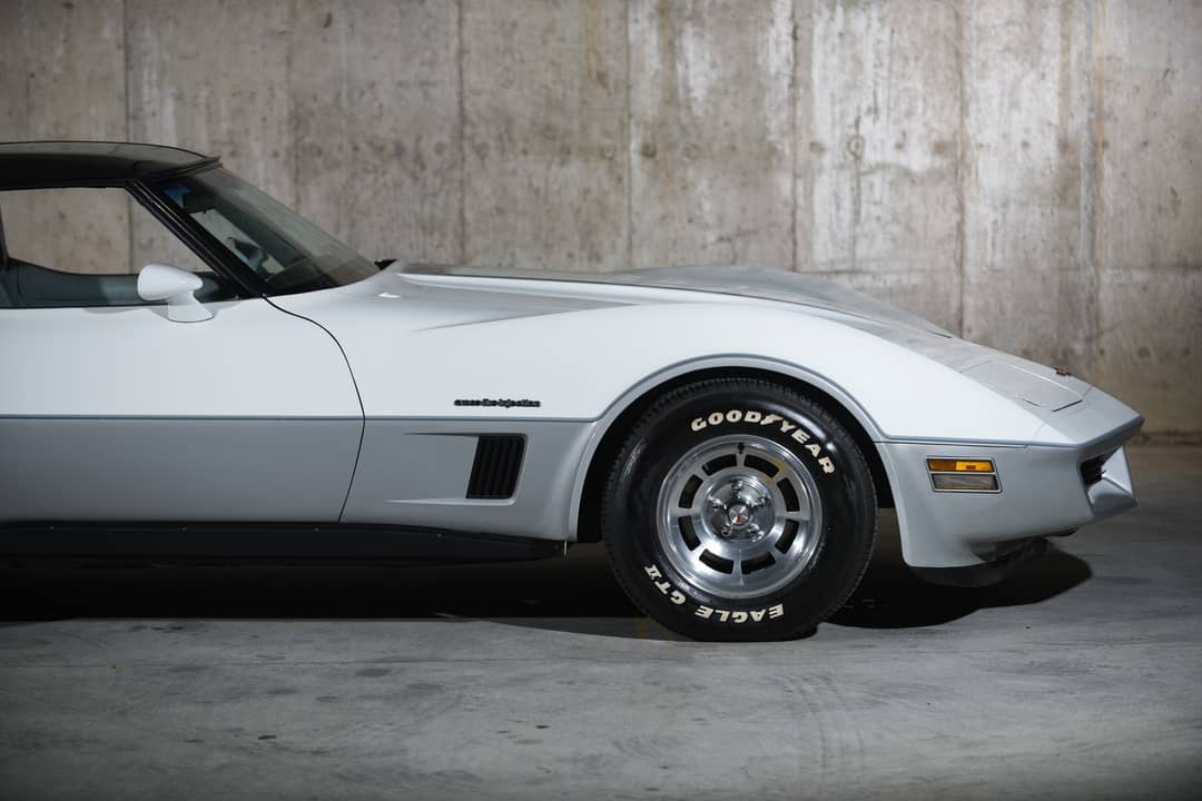 1982 Chevrolet Corvette — photo 4