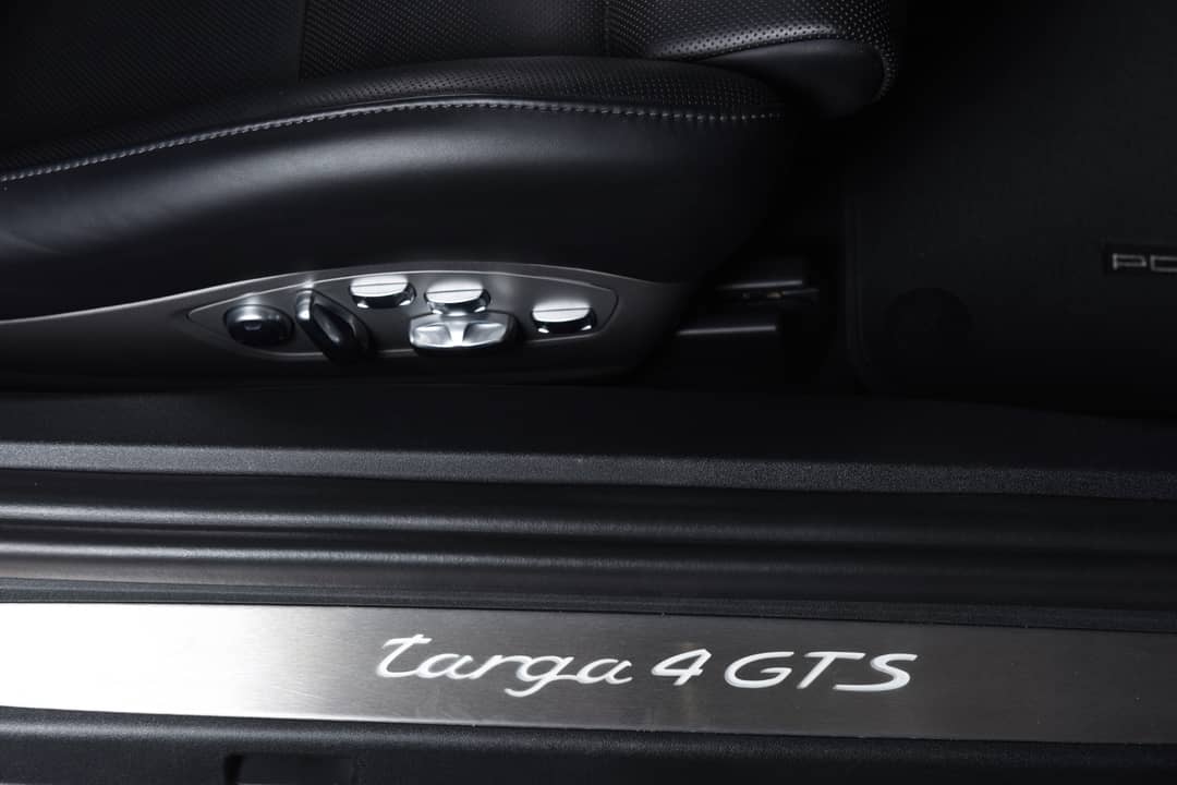 2019 Porsche 911 Targa 4 GTS — photo 26