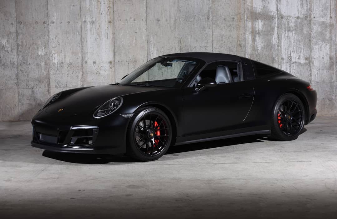 2019 Porsche 911 Targa 4 GTS — photo 30
