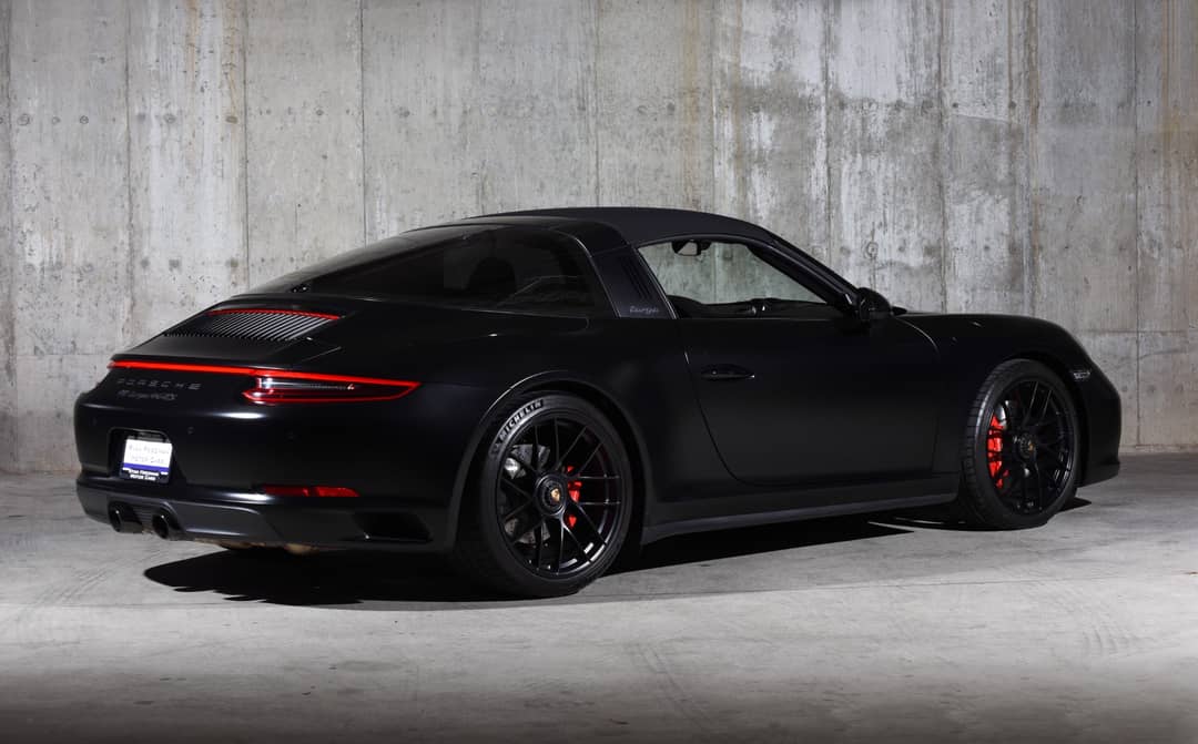 2019 Porsche 911 Targa 4 GTS — photo 31