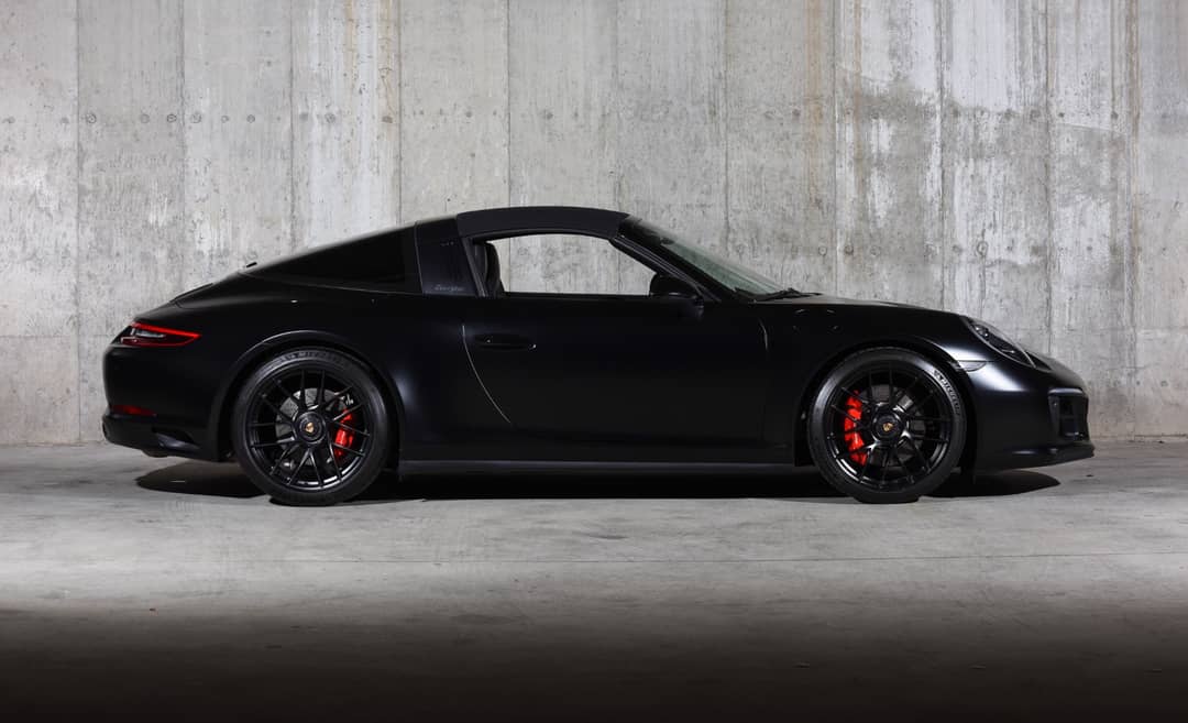 2019 Porsche 911 Targa 4 GTS — photo 32
