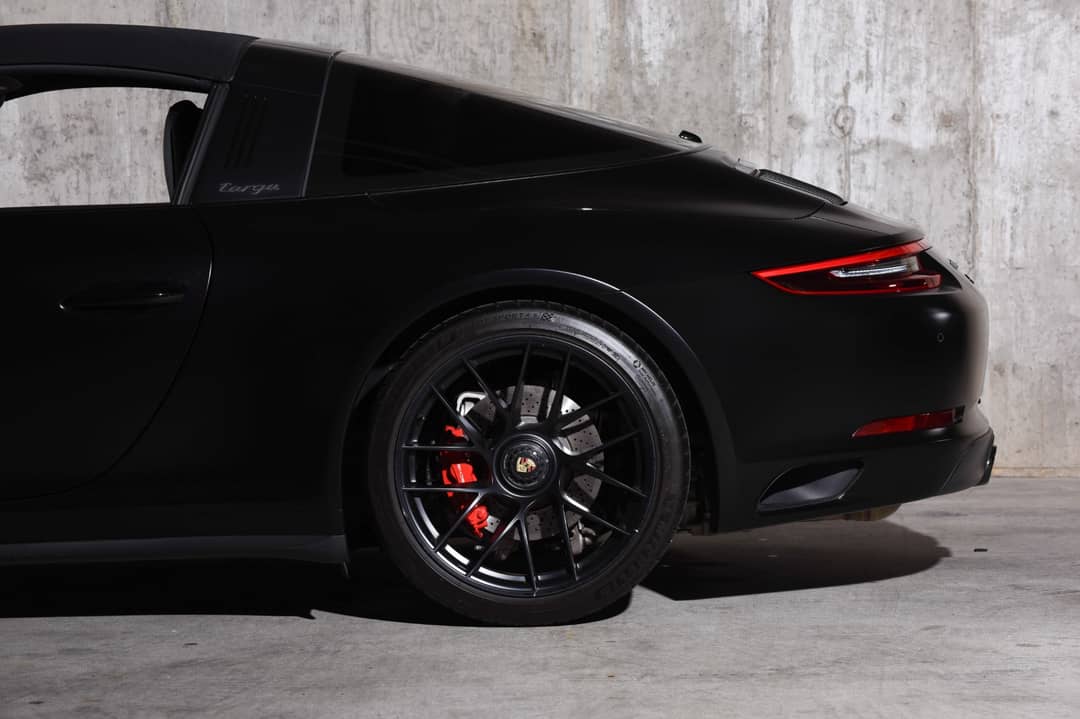 2019 Porsche 911 Targa 4 GTS — photo 35