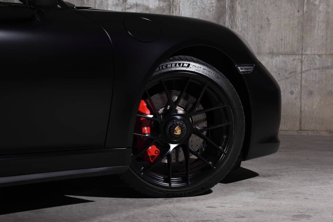 2019 Porsche 911 Targa 4 GTS — photo 8