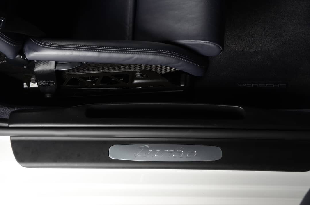 2009 Porsche 911 Turbo — photo 18