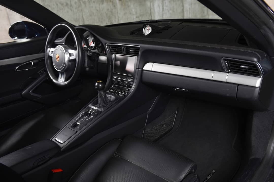 2016 Porsche 911 Carrera GTS — photo 15