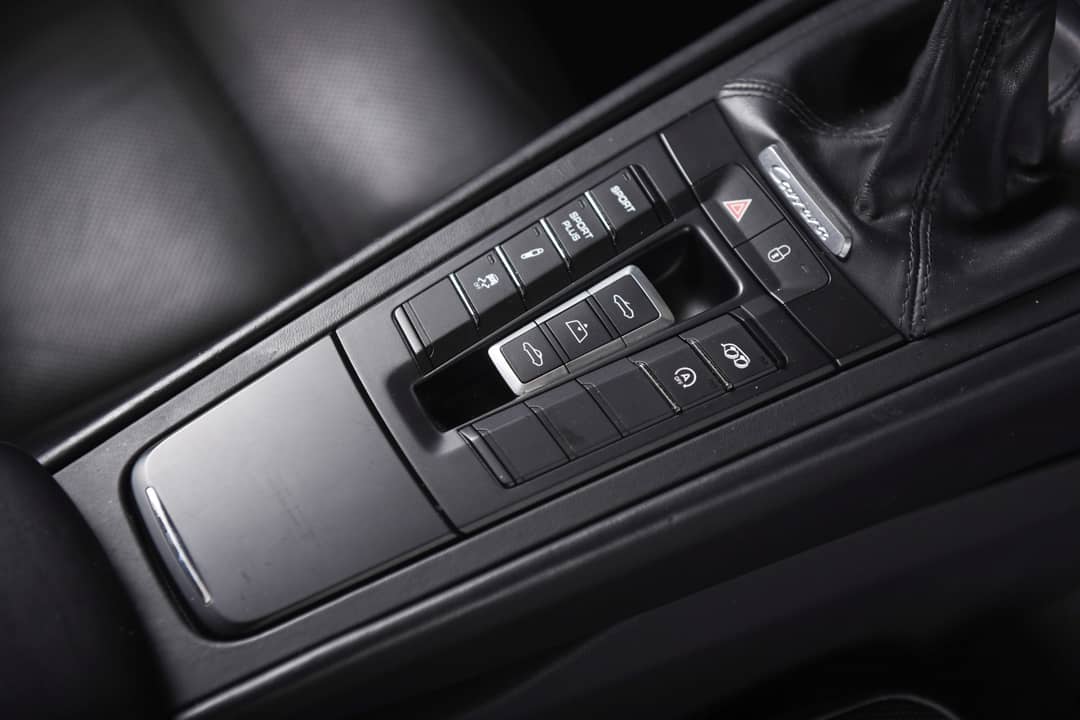 2016 Porsche 911 Carrera GTS — photo 18