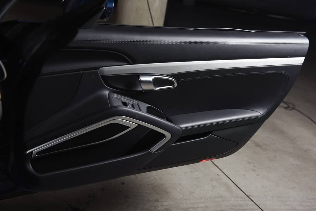 2016 Porsche 911 Carrera GTS — photo 20