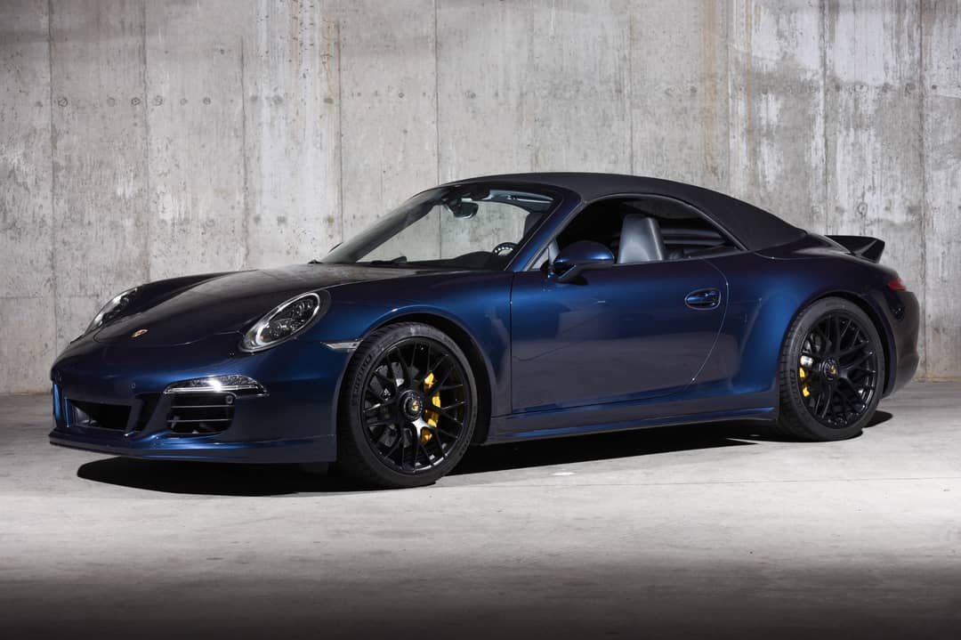 2016 Porsche 911 Carrera GTS — photo 24