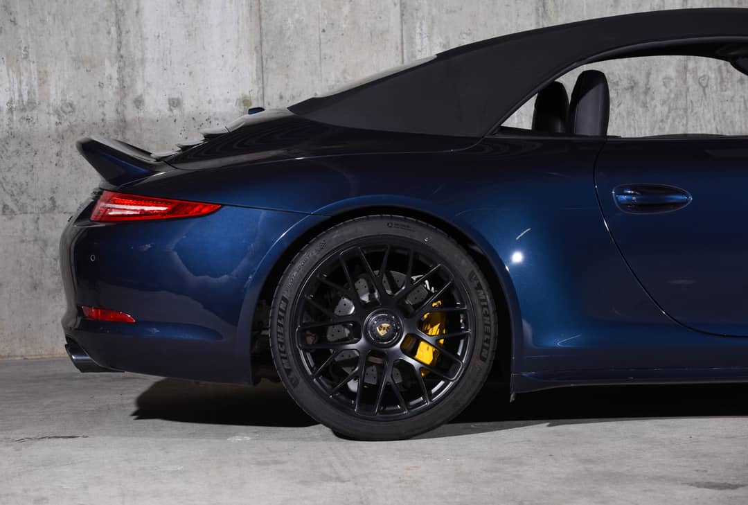 2016 Porsche 911 Carrera GTS — photo 28