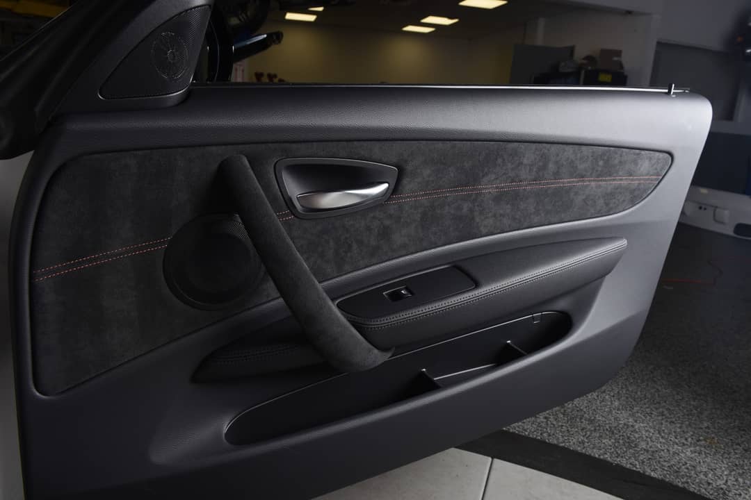 2011 BMW 1 Series M — photo 21