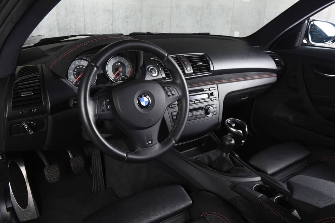 2011 BMW 1 Series M — photo 4