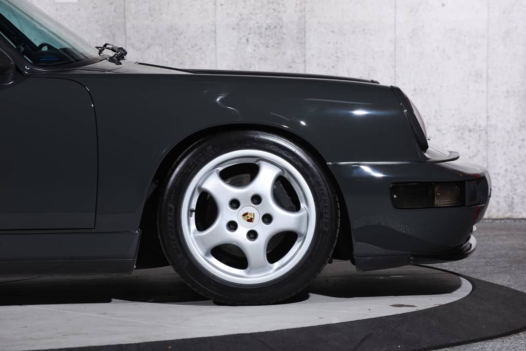 1992 Porsche 911 Carrera 2 — photo 24