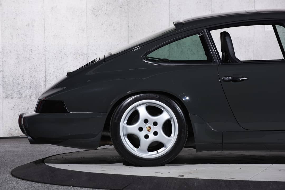 1992 Porsche 911 Carrera 2 — photo 25