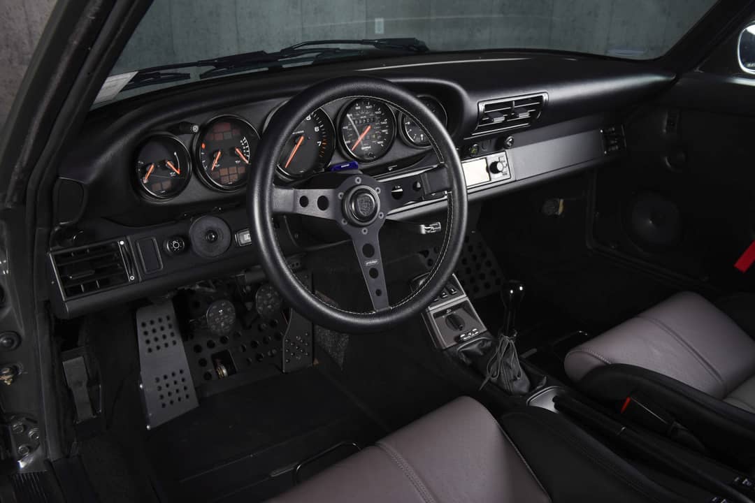 1992 Porsche 911 Carrera 2 — photo 5
