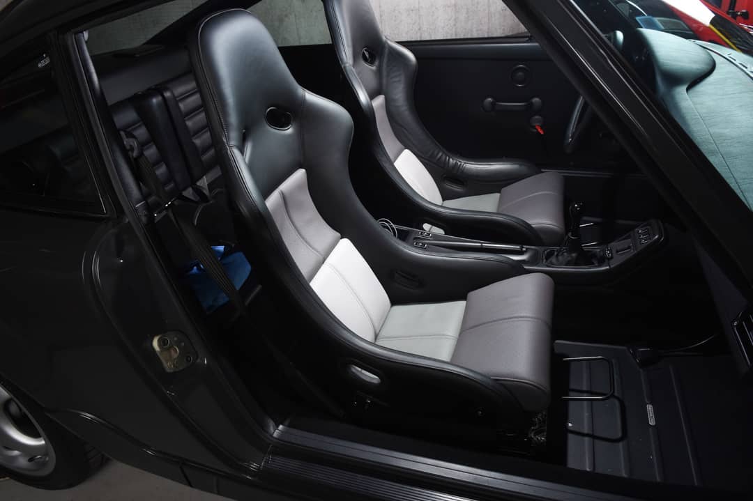 1992 Porsche 911 Carrera 2 — photo 9