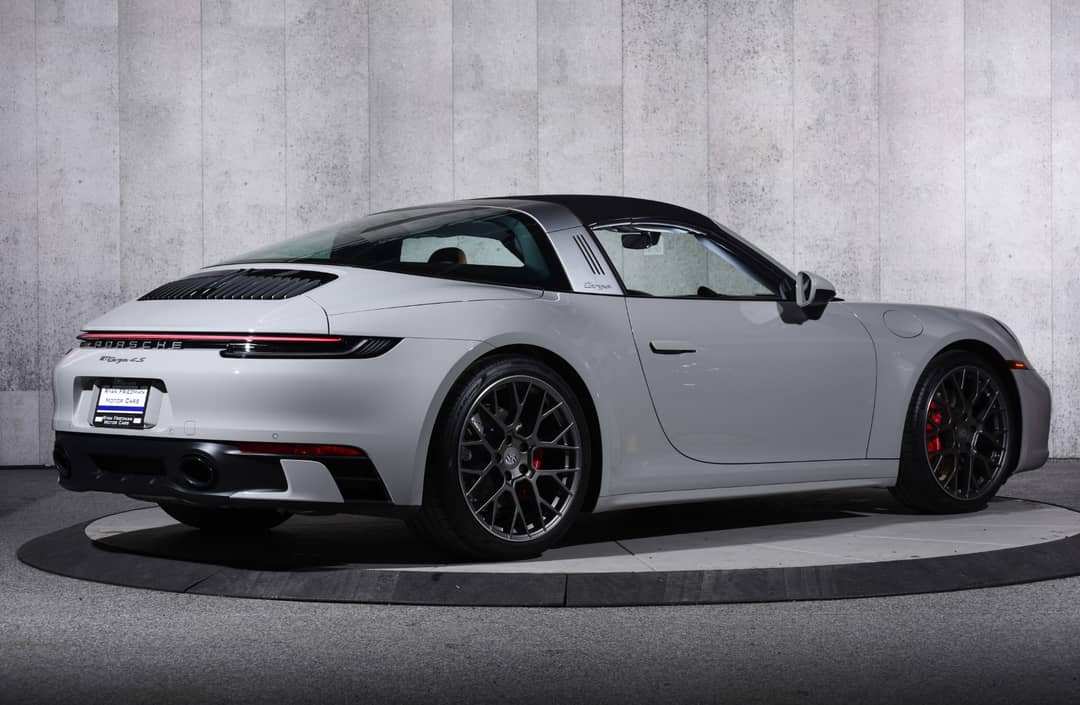 2024 Porsche 911 Targa 4S — photo 11