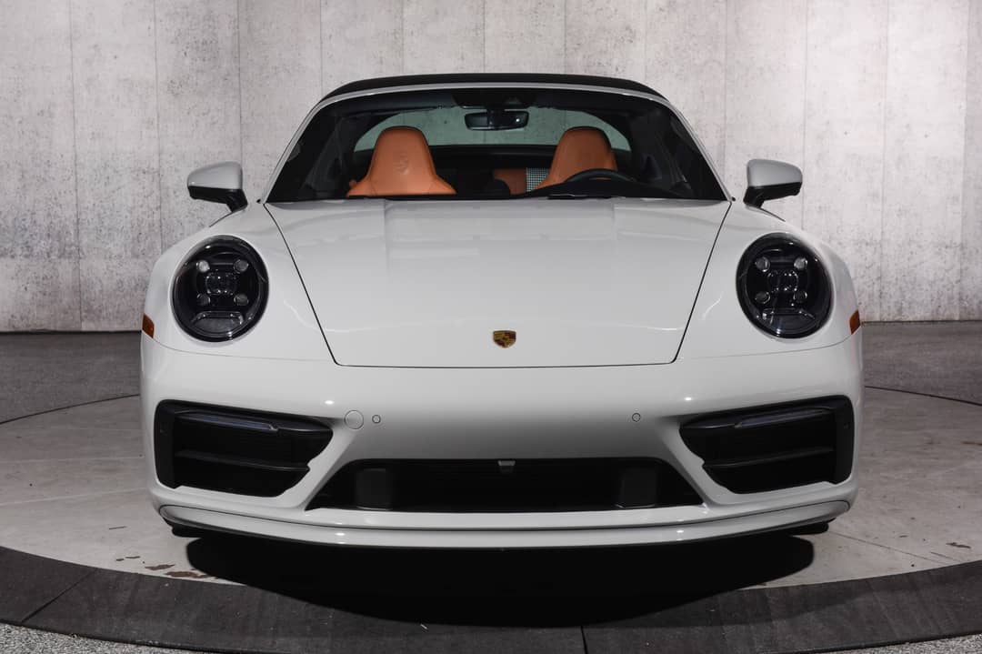 2024 Porsche 911 Targa 4S — photo 12