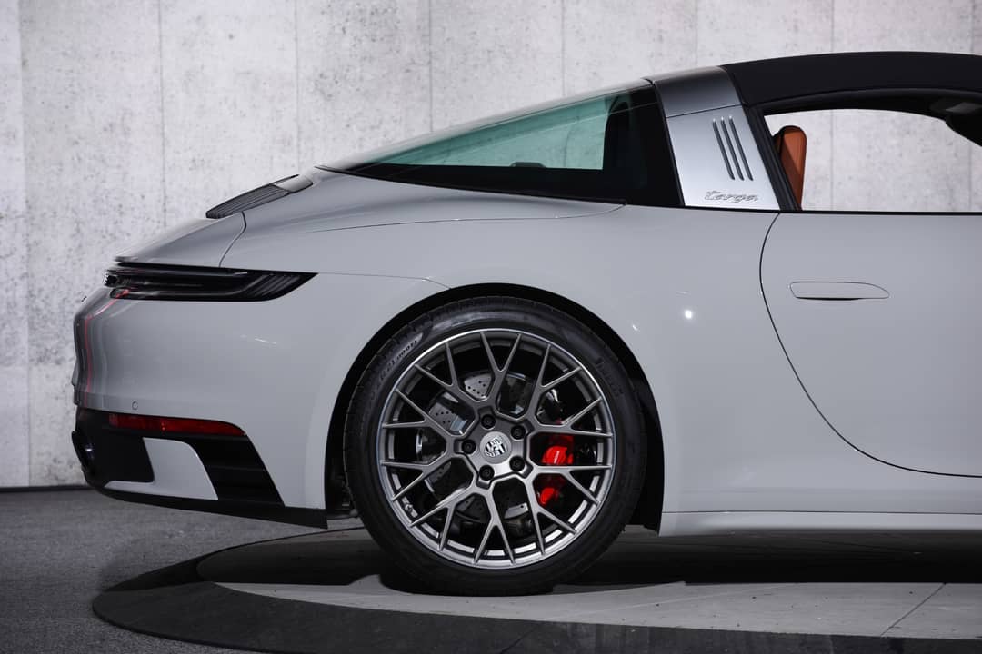 2024 Porsche 911 Targa 4S — photo 35