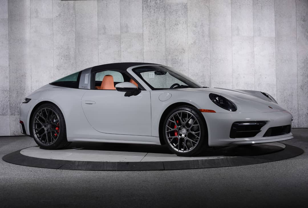 2024 Porsche 911 Targa 4S — photo 10