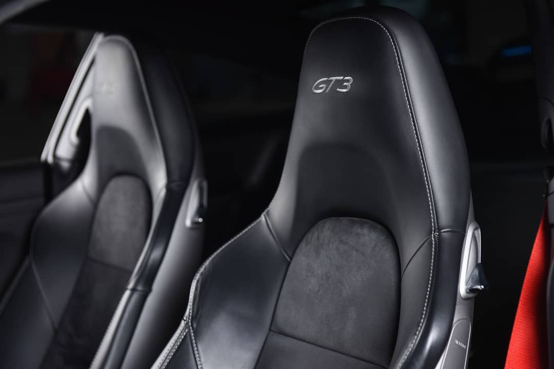 2018 Porsche 911 GT3 — photo 37