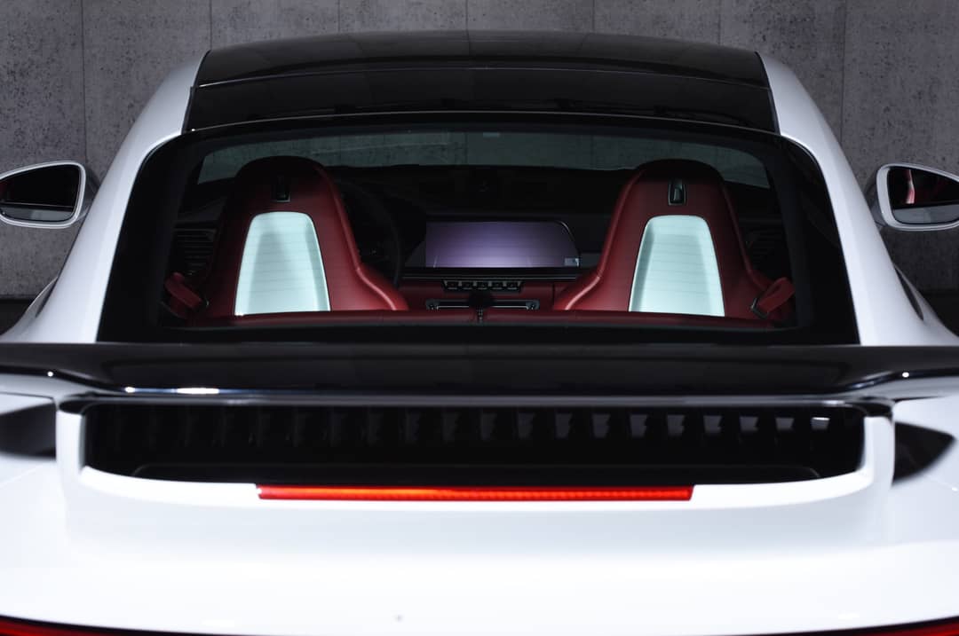 2024 Porsche 911 Carrera 4S — photo 20