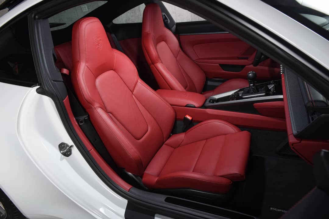 2024 Porsche 911 Carrera 4S — photo 23