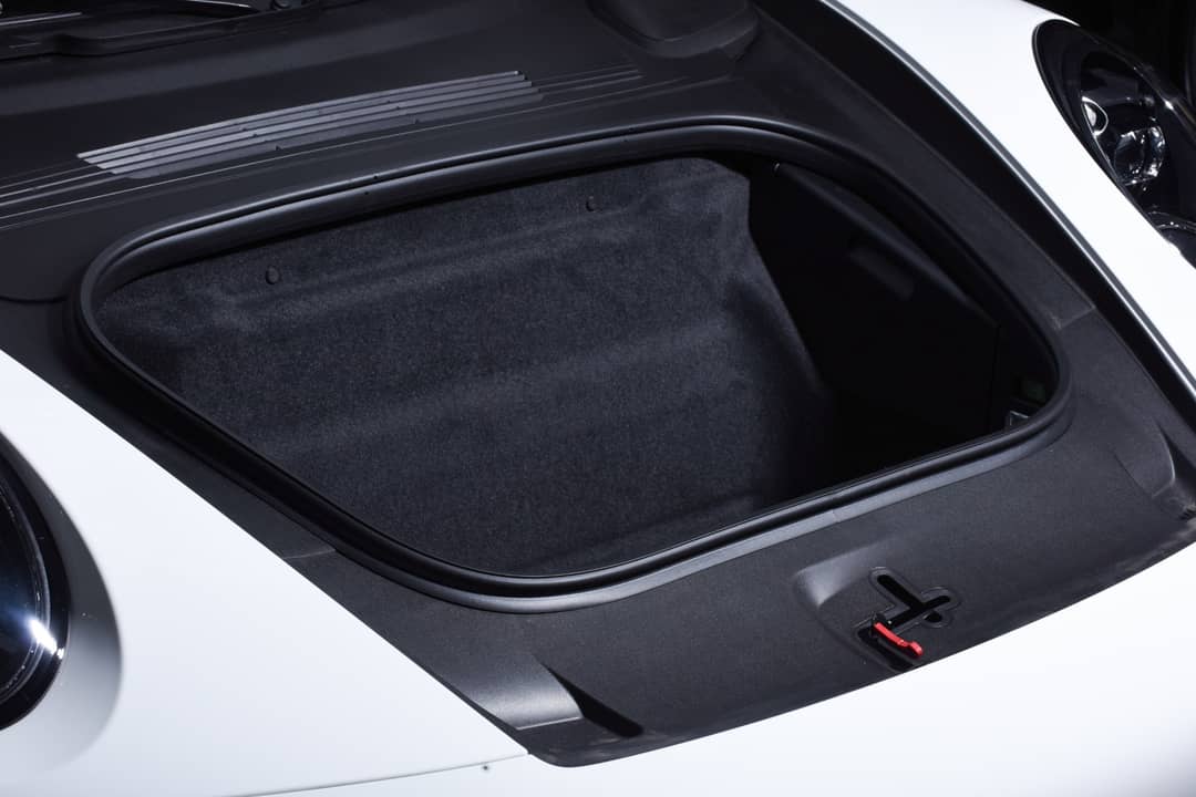 2024 Porsche 911 Carrera 4S — photo 36