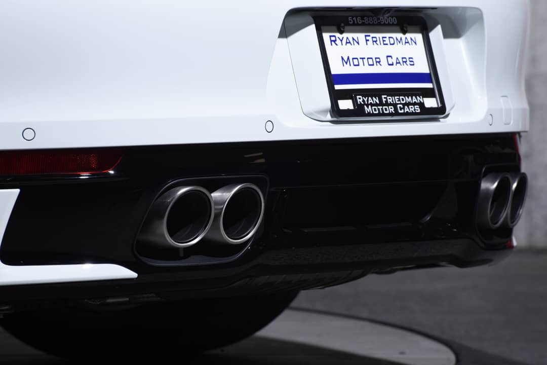2024 Porsche 911 Carrera 4S — photo 37