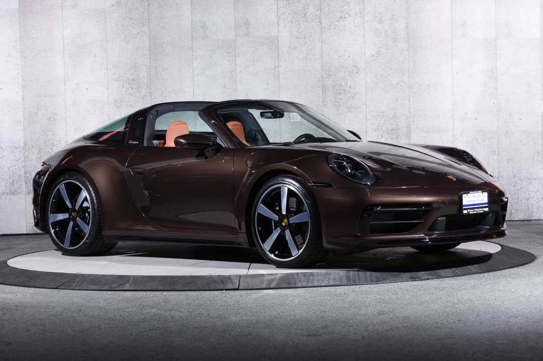 2024 Porsche 911 Targa 4S — photo 2