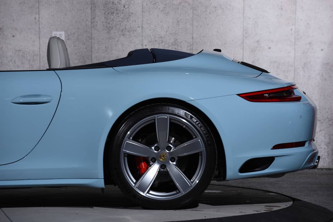 2017 Porsche 911 Carrera 4S — photo 14