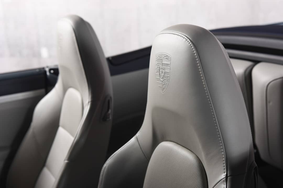 2017 Porsche 911 Carrera 4S — photo 21