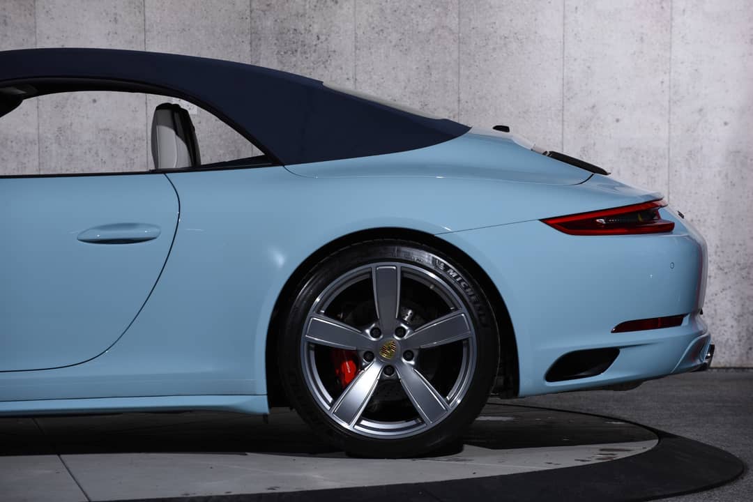 2017 Porsche 911 Carrera 4S — photo 37