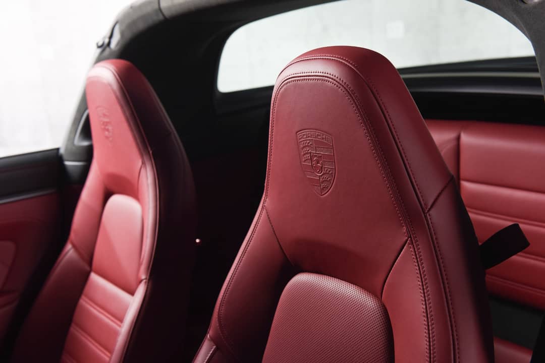 2022 Porsche 911 Targa 4S — photo 16