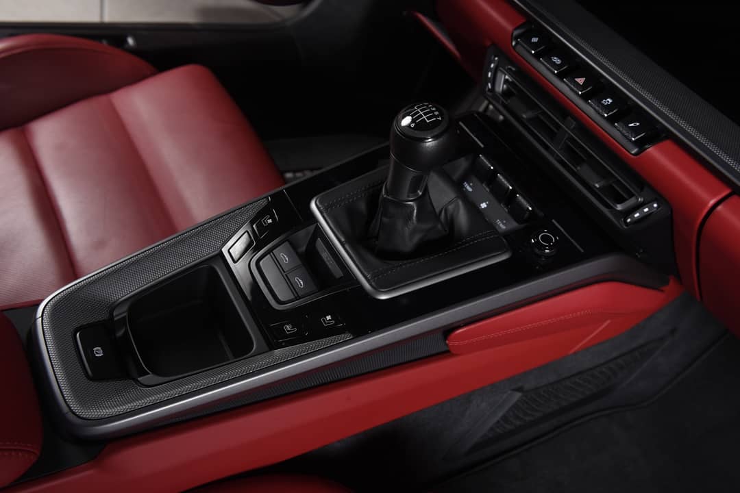 2022 Porsche 911 Targa 4S — photo 17