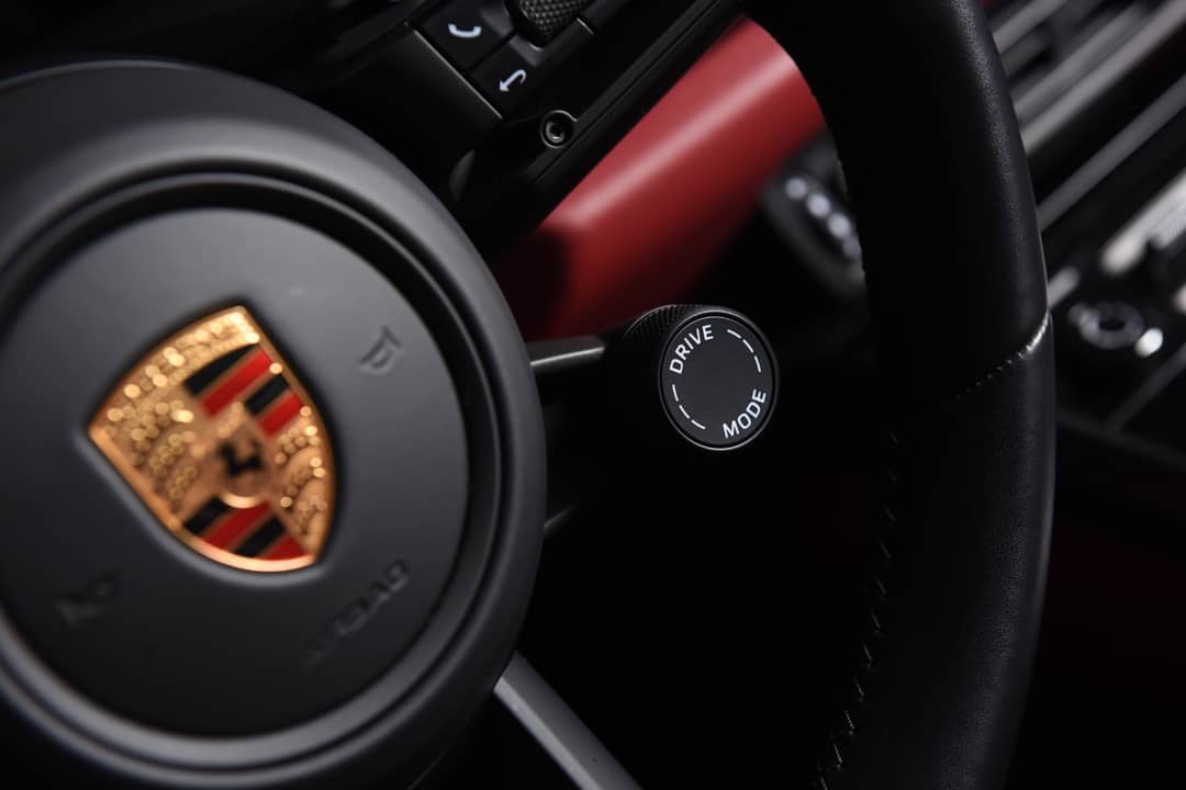 2022 Porsche 911 Targa 4S — photo 24