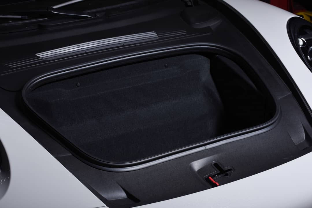 2022 Porsche 911 Targa 4S — photo 29