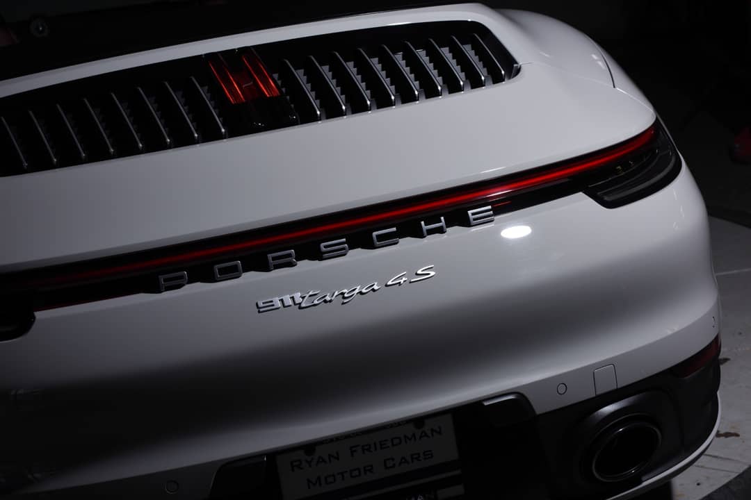 2022 Porsche 911 Targa 4S — photo 37